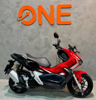 HONDA ADV 